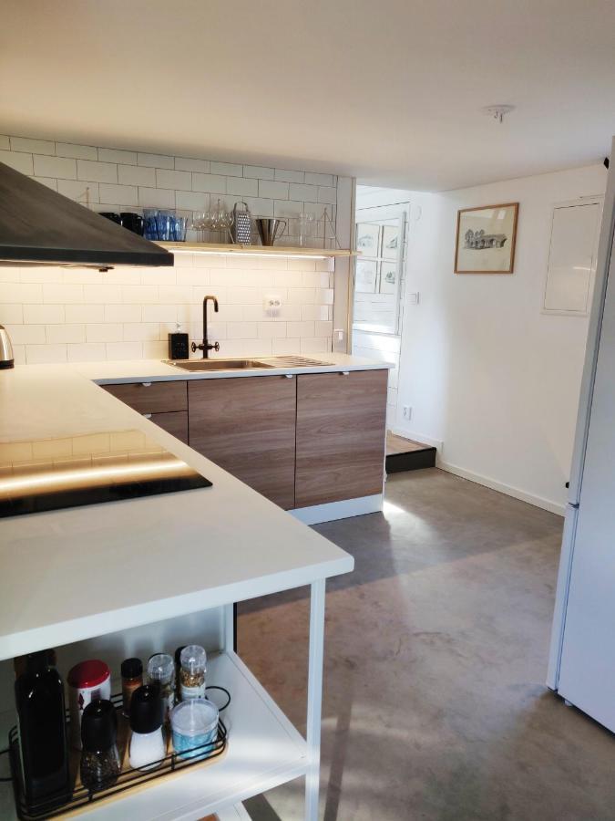 Lillstugan - Centralt Och Havsnaera I Lugnt Villomrade Falkenbergs Eksteriør billede